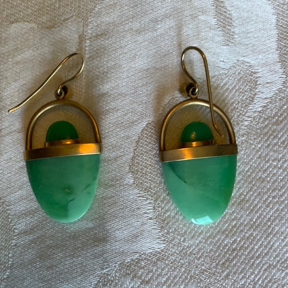 Jade Drop Pierced Earrings in Abstract Gold Setting Topped With Lavender Gem - Picture 3 of 6
